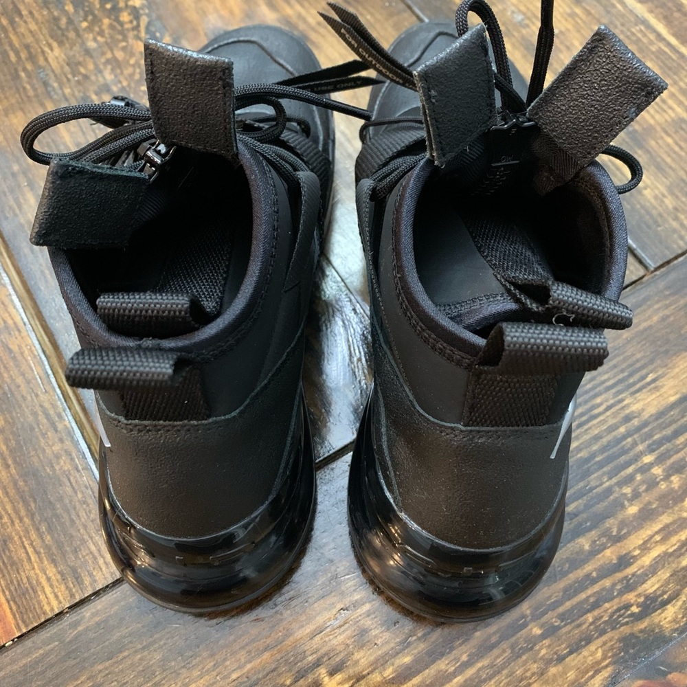 Air Force 270 Utility 'Black Silver' Men’s 8.5 EUC